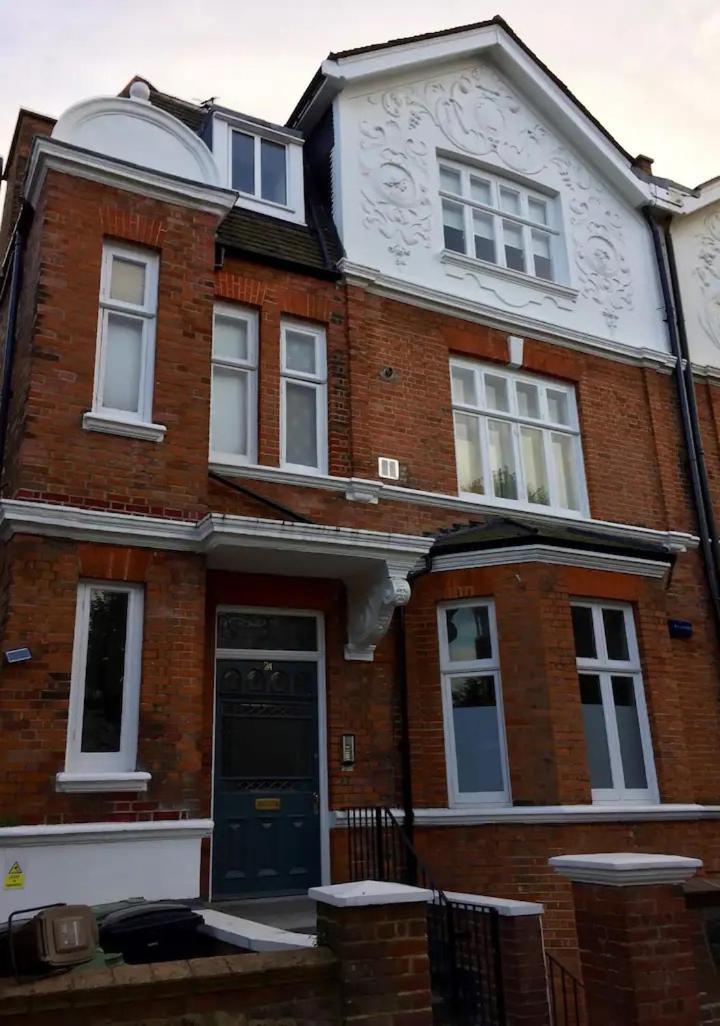 Appartamento Stylish Floor 1 Bed Flat In West Hampstead Londra